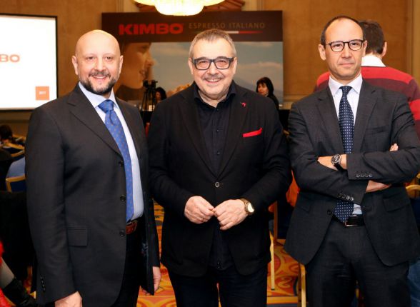  Кафе КИМБО направи премиера в България