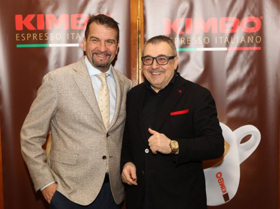  Кафе КИМБО направи премиера в България