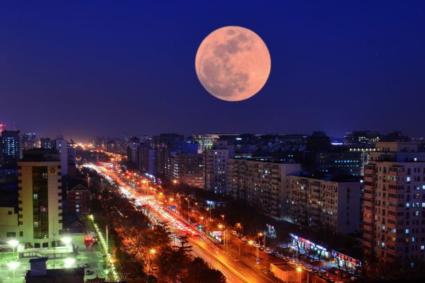   Синята супер кървава луна