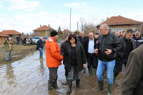 Нинова в Брегово 