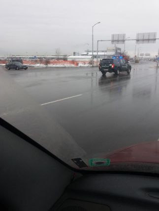   За час строшиха чисто нови полицейски джипове