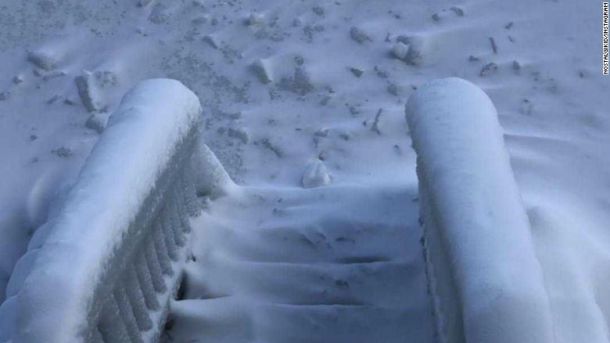    Ниагарският водопад замръзна 