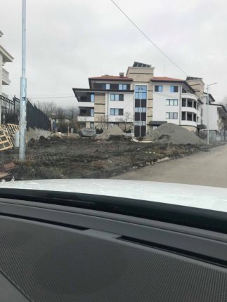  УЛ.ВЪЛШЕБНО БИЛЕ СИ ИМА БОЛКИ ОТ МРЪСНИ СТРОИТЕЛИ