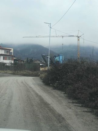  УЛ.ВЪЛШЕБНО БИЛЕ СИ ИМА БОЛКИ ОТ МРЪСНИ СТРОИТЕЛИ