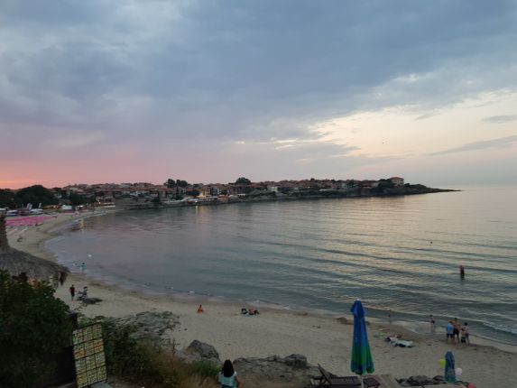 Кметът Рейзи още си е бос на ГЕРБ-Созопол, ще плячкоса ли училището за спасители с базата на БЧК?