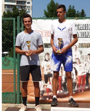 Симеон Терзиев с втора поредна титла от турнир на ITF