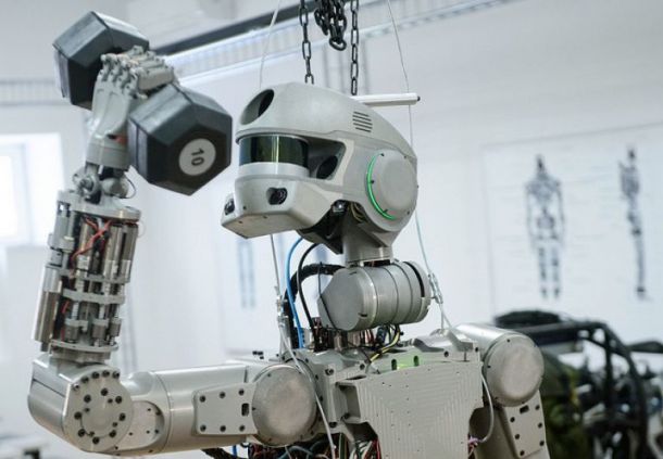 Роботът Фьодор с мисия на МКС 