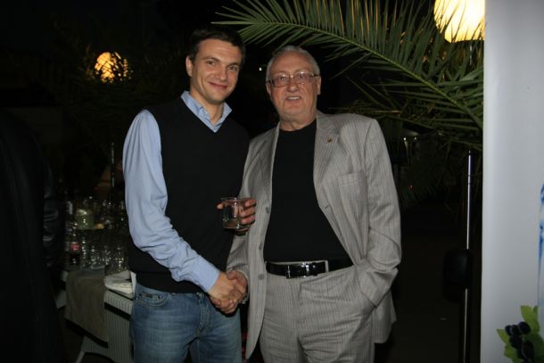 Рожден ден 19' - 2 години