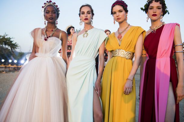    Dolce & Gabbana Alta Moda - в Долината на храмовете