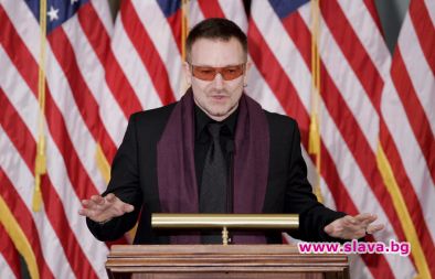 U2 изплагиатствали обложката на новия си албум