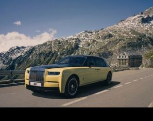 Rolls-Royce създаде уникален автомобил, вдъхновен от Голдфингър, с елементи от масивно злато